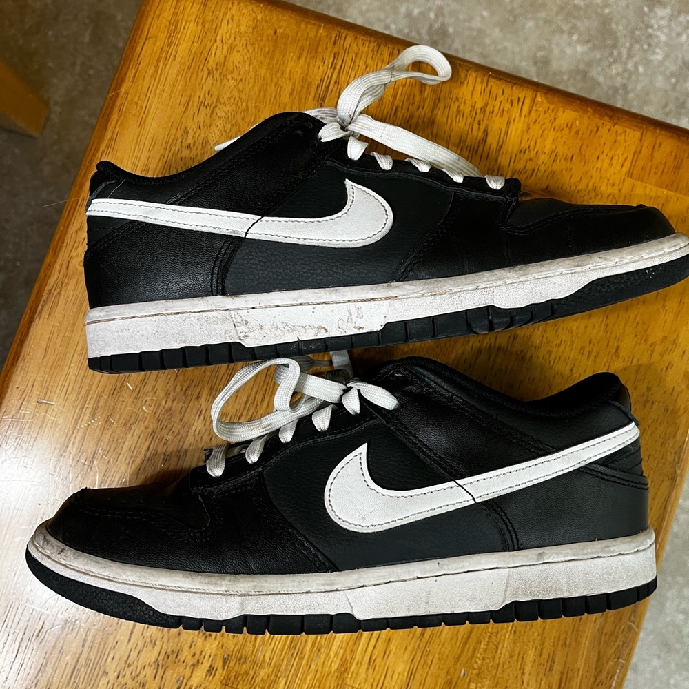 Nike Women’s Low-Top Reverse Panda Dunk Sneaker in Black/White - Picture 9 of 13